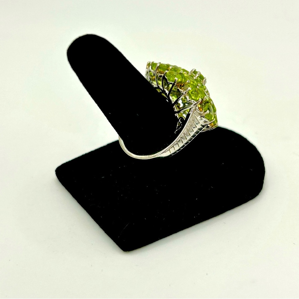 925 Sterling Silver Peridot Cluster Ring STS Marked Size 7 Cocktail Statement - Picture 3 of 10